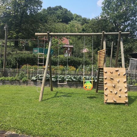 Отель Glamping Naselje Zeleni Turizem Makole Экстерьер фото